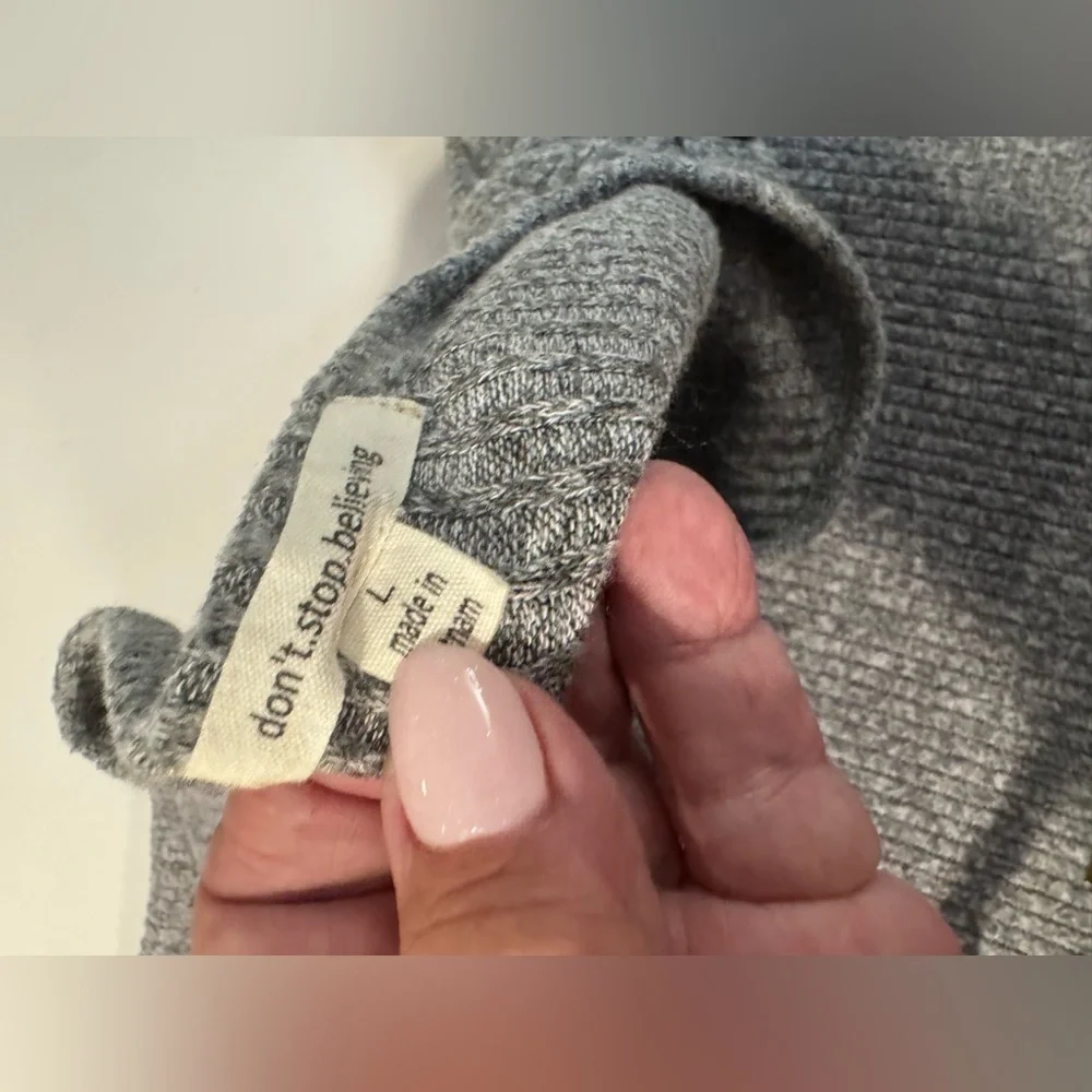 don’t.stop.believing Grey Sweater with Buttons, Size L
